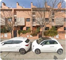 Unifamiliar Pareada En venta en Avenida De Logroño, Hortaleza, Madrid photo 0