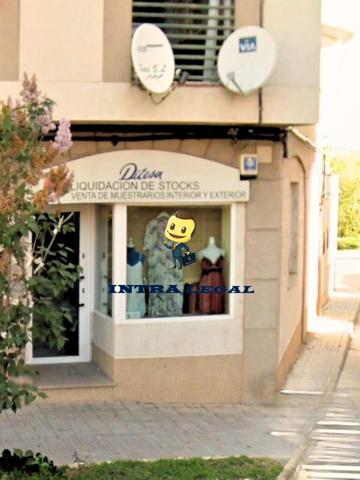LOCAL EN CENTRO DE TEJARES photo 0
