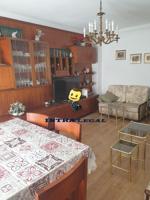 SE ALQUILA PISO CON SERVICIOS CENTRALES CURSO QUE VIENE photo 0