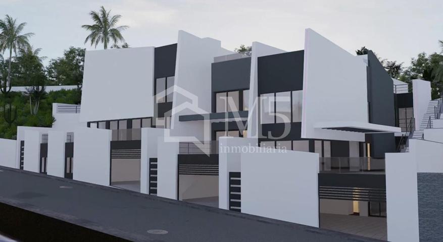 Parcela urbana en Torrox Costa photo 0