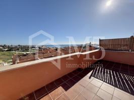 Casa adosada en Benajarafe photo 0
