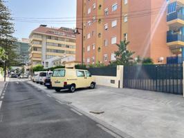 Excelente Oportunidad de Inversión en Fuengirola: Local Comercial en Segunda Línea de Playa photo 0