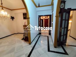 ¡OFERTA CASA EN PRIMERA PLANTA! photo 0