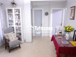 se vende piso en 1º planta montecillos photo 0