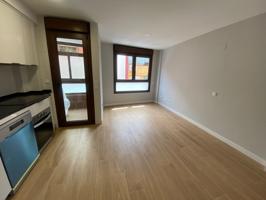 Piso En venta en Calle De Fereluz, Tetuán, Madrid photo 0