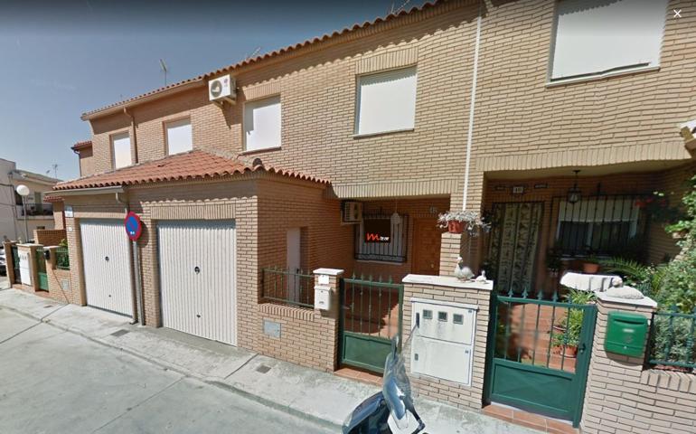 Unifamiliar Pareada En venta en Calle Pepe Rodríguez Jaén, Dosbarrios, Dosbarrios photo 0