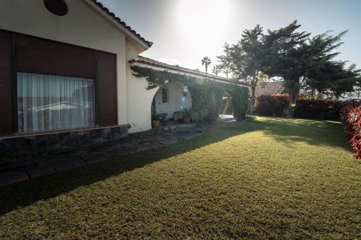 Casa En venta en La Calera, 6, Distrito San Antonio - Las Arenas, Puerto De La Cruz photo 0