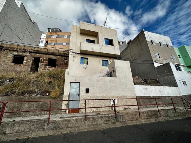 Casa En venta en Calle Drago, 22, Centro-Ifara, Santa Cruz De Tenerife photo 0