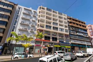 Piso En venta en Calle De Carmen Monteverde, 50, Centro-Ifara, Santa Cruz De Tenerife photo 0