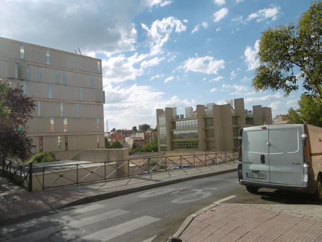 Piso En venta en Calle González Arias, Usera, Madrid photo 0