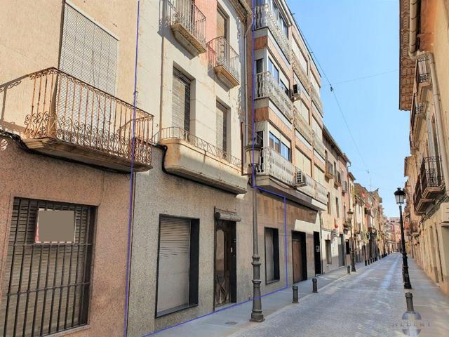 Casa En venta en Calle Mayor, Novelda photo 0