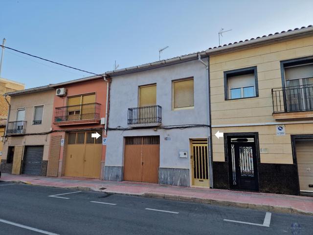 Casa En venta en Calle Reyes Católicos , Novelda photo 0