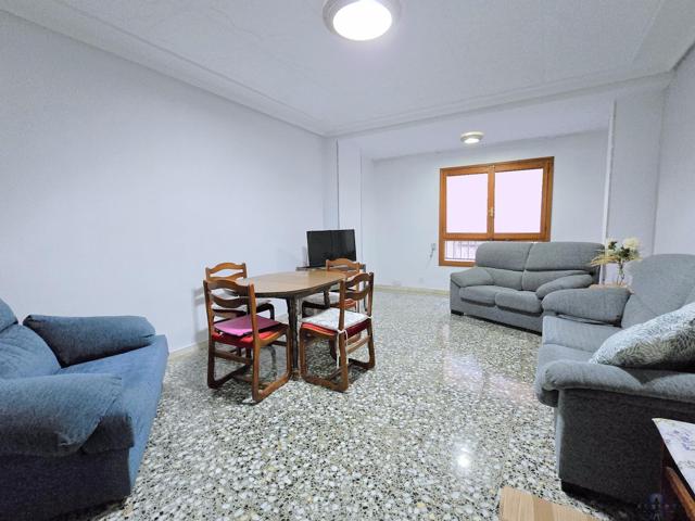 Piso En venta en Colegio Oratorio-Garroba, Novelda photo 0