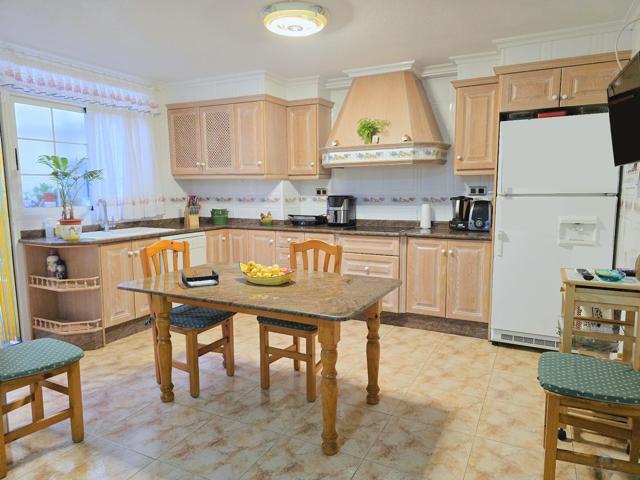 Piso En venta en Capellán Margall, Novelda photo 0