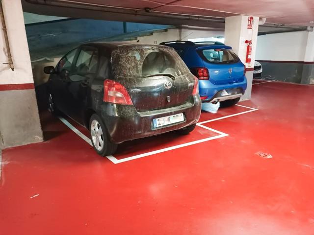 Dos plazas de parking en Carrer de Gran de la Sagrera photo 0