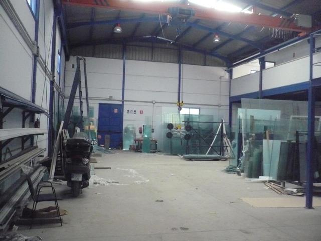 Nave Industrial en venta en Bollullos de la Mitación de 724 m2 photo 0
