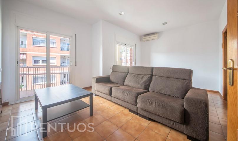 Piso de 4 habitaciones en Montcada i Reixach photo 0
