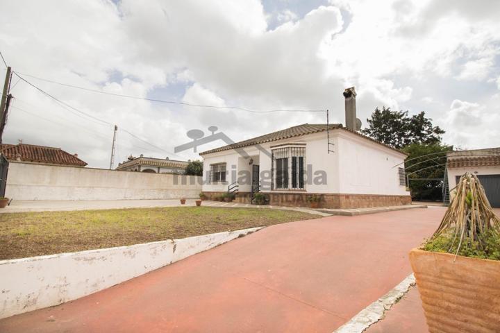 CHALET EN ZONA AVENIDA AL-ÁNDALUS photo 0
