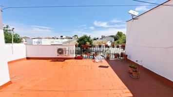 ESTUPENDA CASA EN TORREMELGAREJO photo 0
