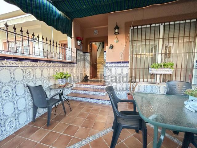 ADOSADO EN ZONA LOS CEDROS photo 0