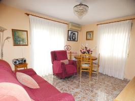 Piso céntrico en venta en Puerto de Mazarrón photo 0