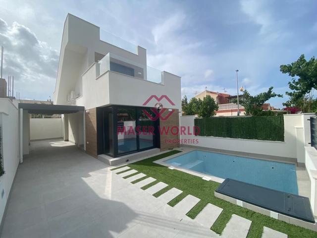 Villas de Obra Nueva con Piscina Privada en Los Alcázares, Costa Cálida photo 0
