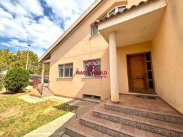 Amplio chalet en venta en Santiago de la Ribera con piscina privada photo 0