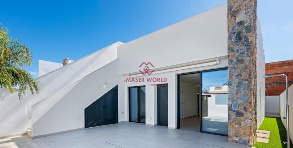 Residencias exclusivas de nueva construcción en Pilar de la Horadada, Costa Blanca photo 0