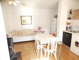 Apartamento en venta en Isla Plana, andando playas! photo 0