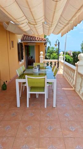 Fabuloso Chalet Unifamiliar en Badia Blava photo 0