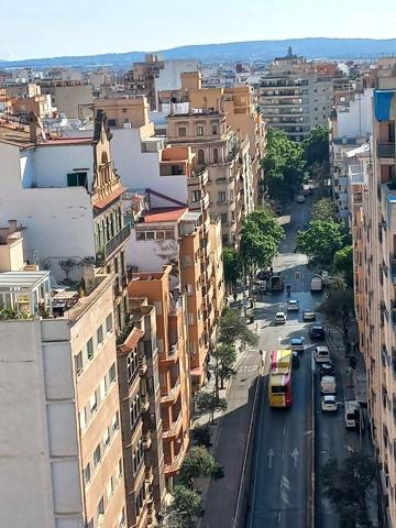 Piso en venta con impresionantes vistas en el centro de Palma photo 0