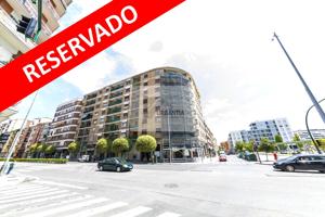 Encantador y luminoso apartamento en Avenida Zaragoza – Pamplona photo 0