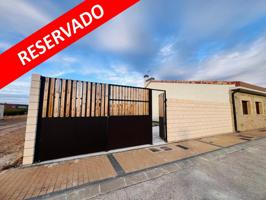 Parcela urbana en venta en Larraga (Navarra) — Urbanización Landaza photo 0