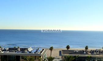 VIVIENDA CON LAS MEJORES VISTAS FRONTALES AL MAR photo 0