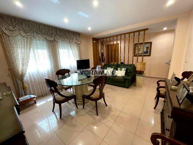 Piso en venta en València de 72 m2 photo 0