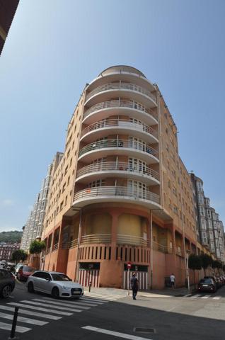 Plaza De Parking en venta en Castro-Urdiales de 60 m2 photo 0