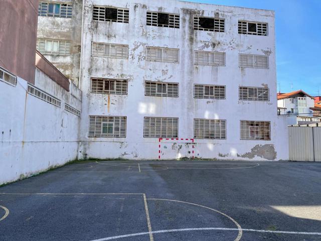 Terreno en venta en Castro-Urdiales de 1904 m2 photo 0