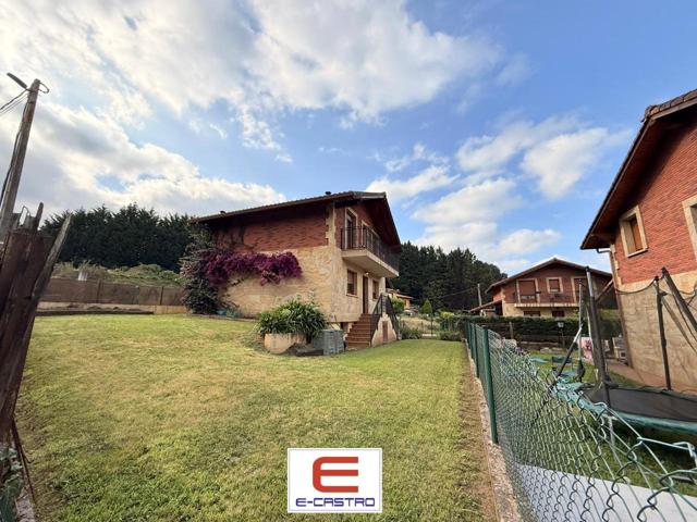 Casa - Chalet en venta en Rasines de 228 m2 photo 0