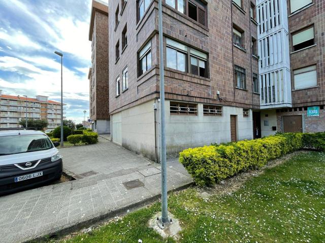 Plaza De Parking en venta en Castro-Urdiales de 77 m2 photo 0