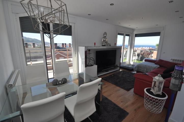 Piso en venta en Castro Urdiales de 89 m2 photo 0