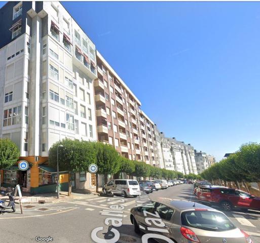 Local en venta en Castro-Urdiales de 100 m2 photo 0