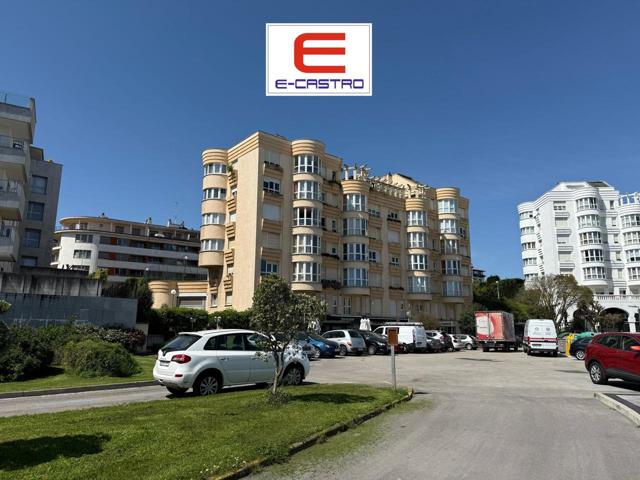 Piso en venta en Castro-Urdiales de 61 m2 photo 0