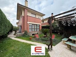 Casa - Chalet en venta en Castro-Urdiales de 197 m2 photo 0