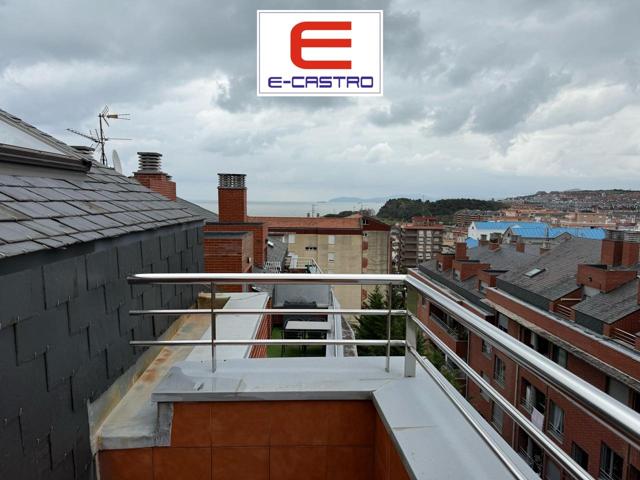 Ático en venta en Castro-Urdiales de 141 m2 photo 0