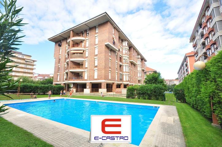 Piso en venta en Castro-Urdiales de 91 m2 photo 0