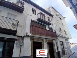 Piso en venta en Castro-Urdiales de 58 m2 photo 0