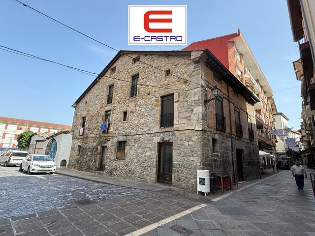 Piso en venta en Castro-Urdiales de 143 m2 photo 0