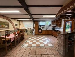 Pareado en venta en Castro-Urdiales de 243 m2 photo 0