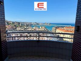 Piso en venta en Castro-Urdiales de 93 m2 photo 0