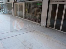 Local En venta en Fuengirola photo 0
